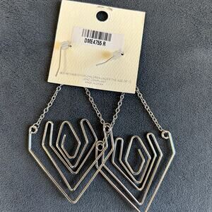 Mia‎ Earrings- silver chandelier hooks new